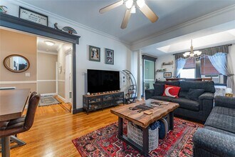 185 Atlantic Ave in Lynbrook, NY - Building Photo - Building Photo