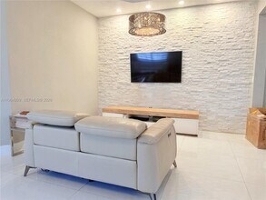 14136 SW 51st Ln in Miramar, FL - Building Photo - Building Photo