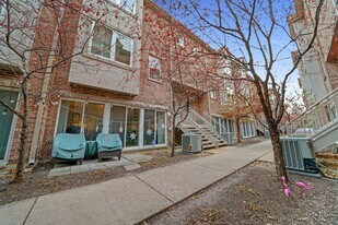 3922 Wehrman Ave in Schiller Park, IL - Building Photo