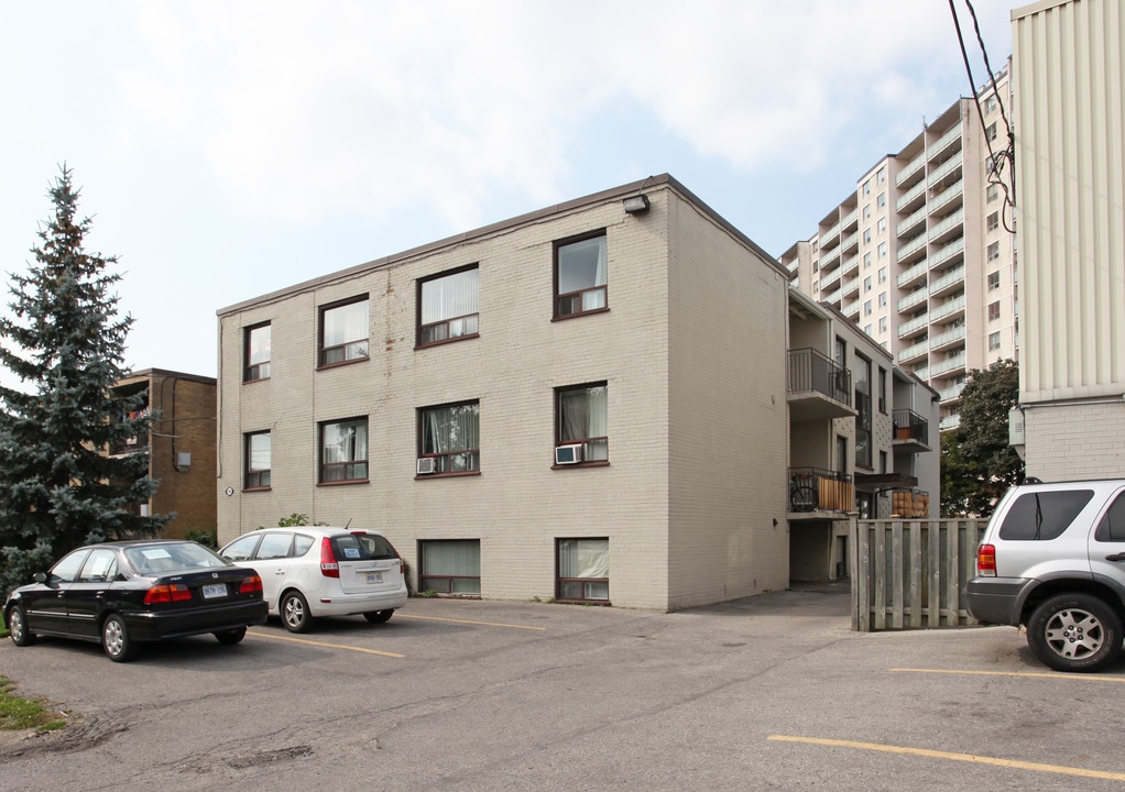 108 Rajah Furnished Suites in Toronto, ON - Building Photo