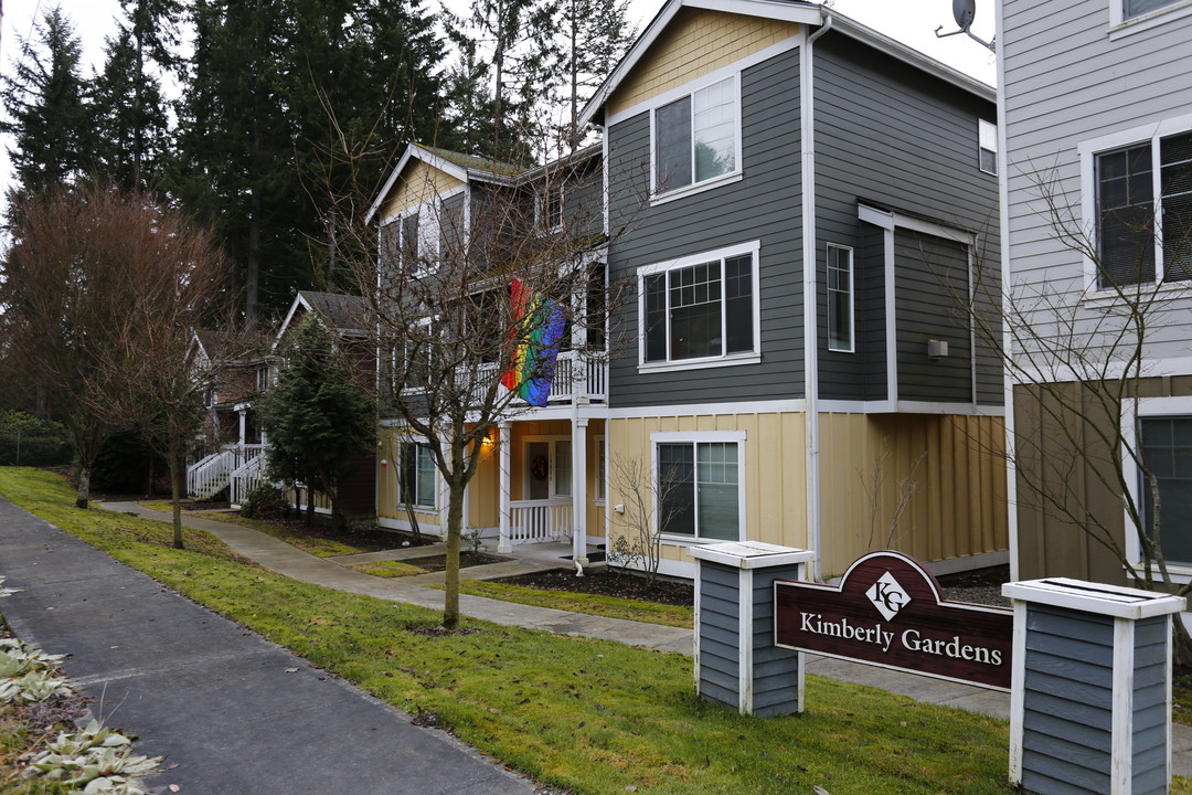 Kimberly Gardens in Tacoma, WA - Foto de edificio