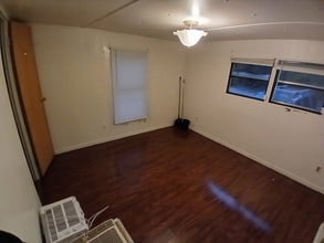 4825 Marshall Ct in Gary, IN - Foto de edificio - Building Photo