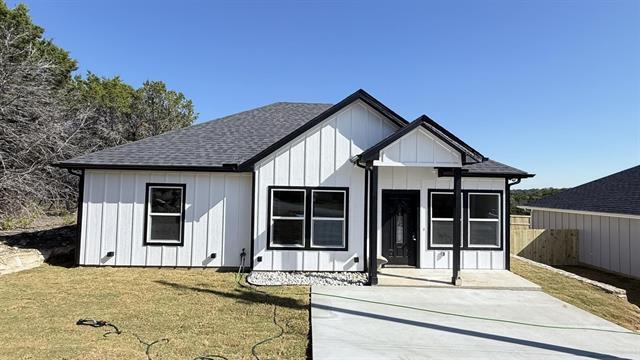 property at 2615 Creekview Dr