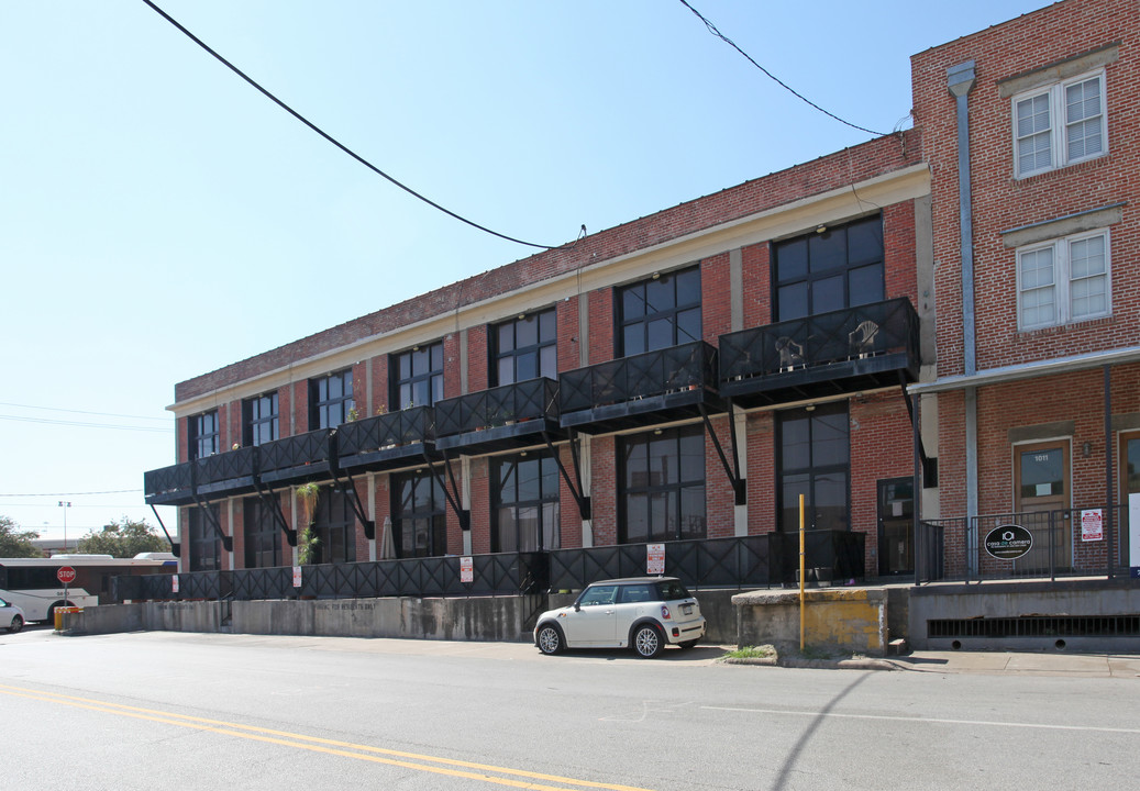 White Oak Lofts in Houston, TX - Foto de edificio