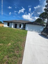 2211 San Filippo Dr SE in Palm Bay, FL - Building Photo