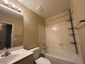 12813 W Palm Ln in Avondale, AZ - Building Photo - Building Photo