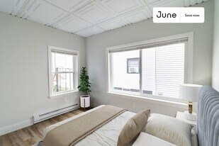 102 Cross St in Boston, MA - Building Photo