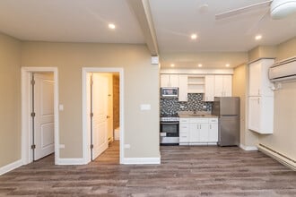 1511 W Albion Ave in Chicago, IL - Building Photo - Building Photo