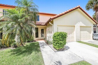 10323 Hidden Springs Ct in Boca Raton, FL - Building Photo - Building Photo