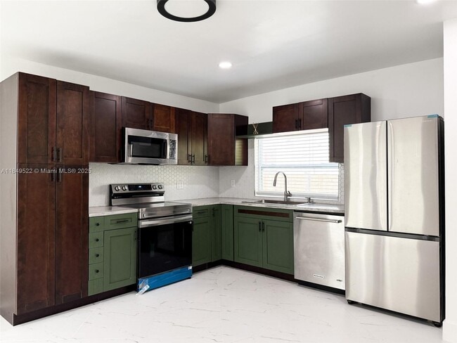 1064 NW 29th Terrace in Miami, FL - Building Photo - Building Photo