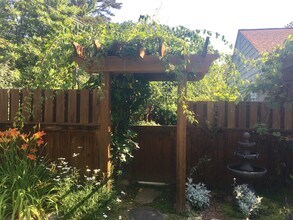 233 Kenilworth Rd in Asheville, NC - Building Photo - Building Photo