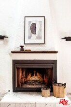 2251 N Cahuenga Blvd in Los Angeles, CA - Building Photo - Building Photo