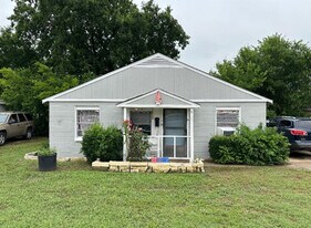 816 Ford St in Garland, TX - Building Photo