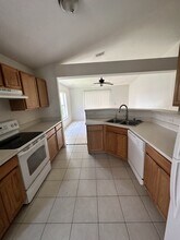 2106 Aitkin Loop in Leesburg, FL - Building Photo - Building Photo