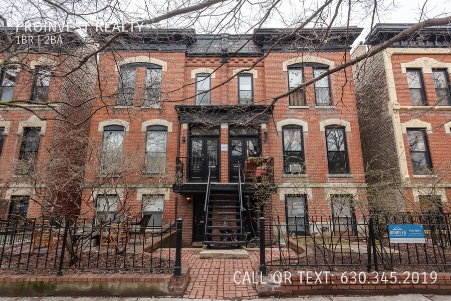 2134 N Bissell St in Chicago, IL - Building Photo