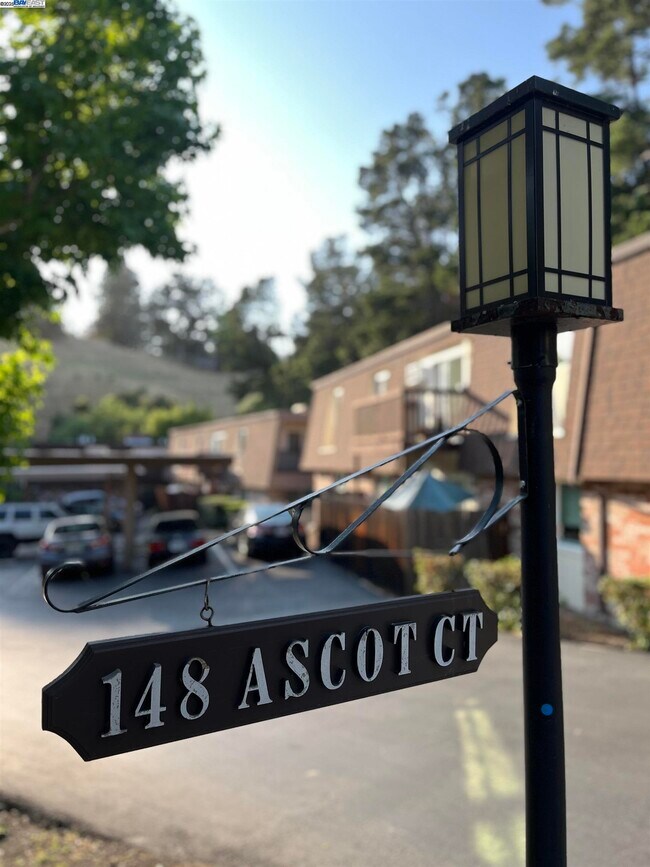 148 Ascot Ct in Moraga, CA - Building Photo - Building Photo