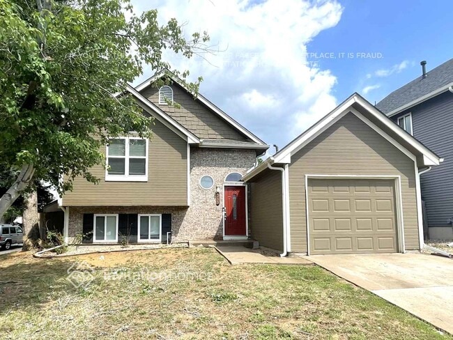property at 4752 S Yampa St