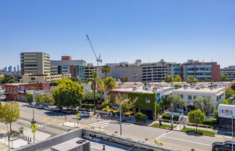 4624-4628 Hollywood Blvd in Los Angeles, CA - Building Photo - Primary Photo