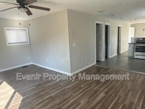 955 Chelsea Ave in Dayton, OH - Building Photo - Building Photo