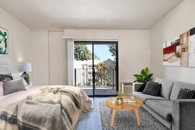 Sherway Villa in Reseda, CA - Foto de edificio - Building Photo