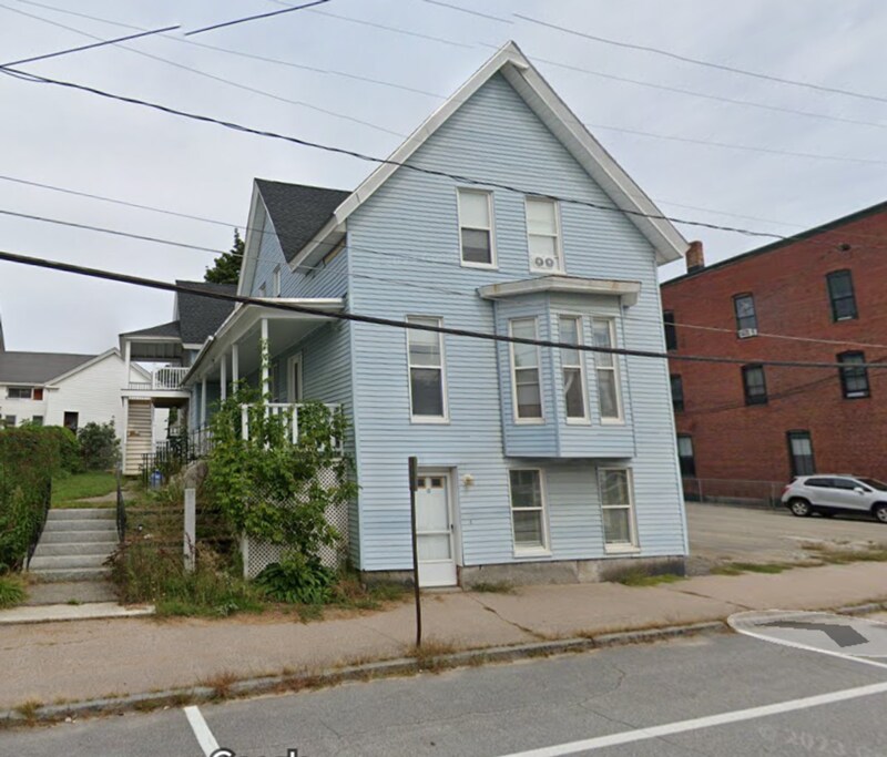 38 Glass St in Pembroke, NH - Building Photo