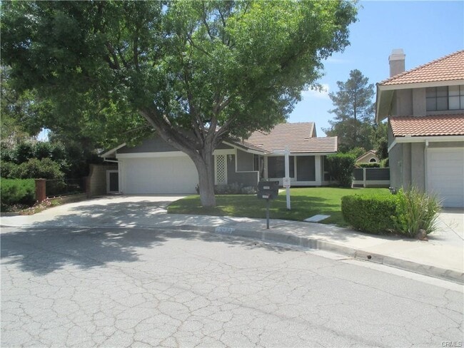 property at 25903 Carillo Dr