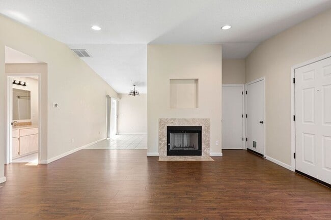 3918 SE 52nd Ave in Portland, OR - Building Photo - Building Photo