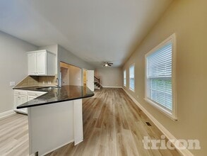 461 Kimball Loop in China Grove, NC - Foto de edificio - Building Photo