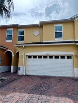 2054 Royal Vista Ct in Orlando, FL - Building Photo