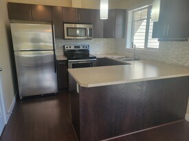 5134 Mullen Rd in Edmonton, AB - Building Photo