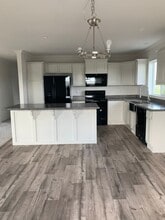 2681 E Edison Ave in Sunnyside, WA - Building Photo - Building Photo