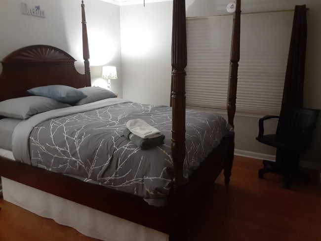property at 2020 Sunrise Cir
