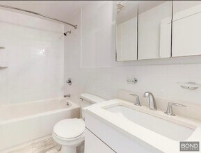 957 2nd Ave in New York, NY - Building Photo - Building Photo