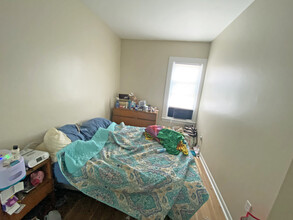 422 Lafayette St in Bridgeport, CT - Building Photo - Interior Photo