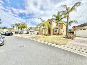 593 Fairhaven Dr in Davenport, FL - Building Photo - Building Photo