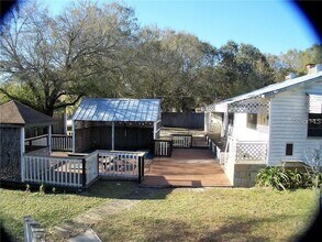 33753 Camerton Rd in Zephyrhills, FL - Building Photo - Building Photo