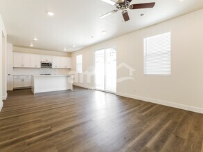 6475 Enlightenment Dr in Reno, NV - Building Photo - Building Photo