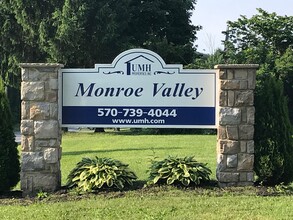 Monroe Valley in Jonestown, PA - Building Photo - Other