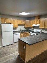 1970 N Creekwood Park Cir in Palmer, AK - Building Photo - Building Photo