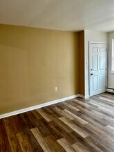 6008 N 12th St, Unit Unit 1 in Philadelphia, PA - Foto de edificio - Building Photo