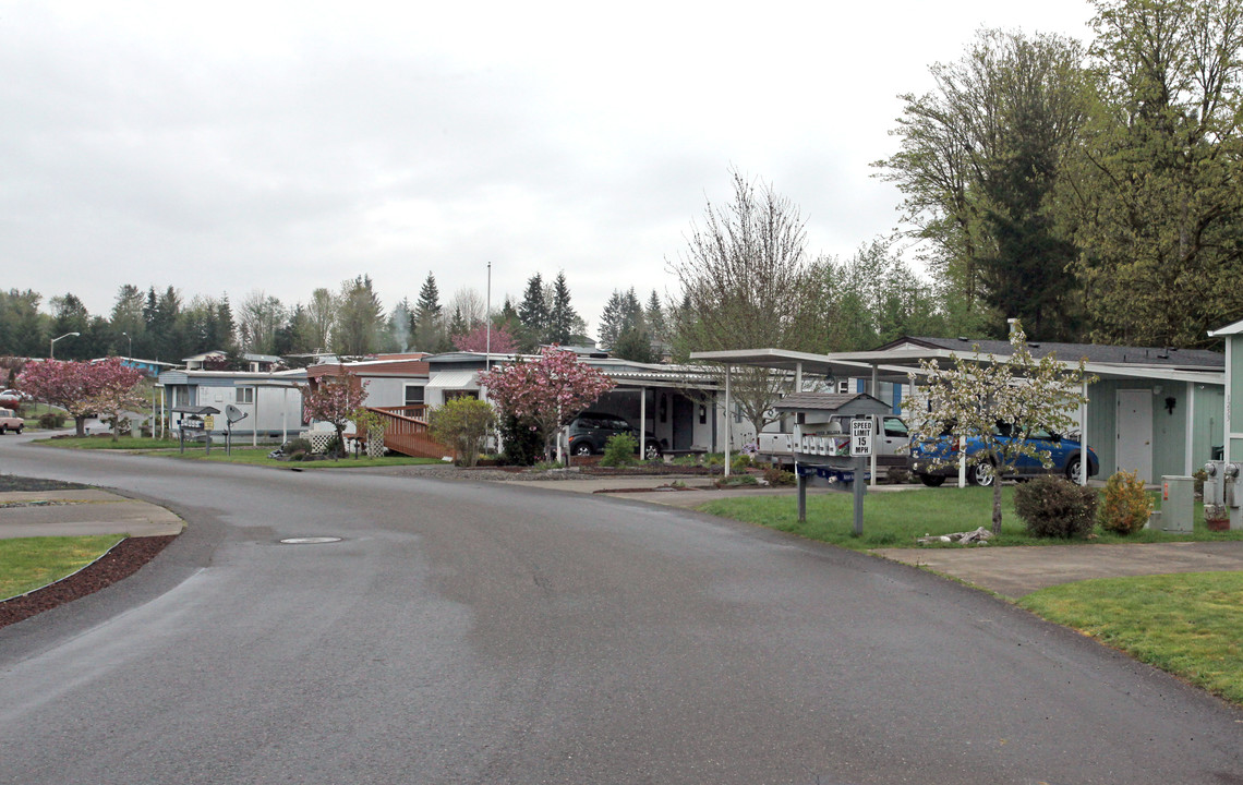 Orchard Bluff Mobile Home Park in Port Orchard, WA - Building Photo