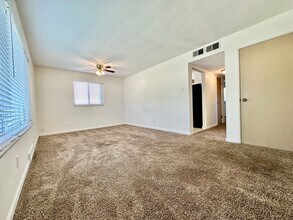 4211 Fatima Dr in St. Louis, MO - Building Photo - Building Photo