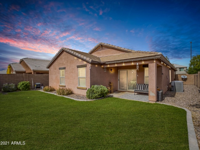 2213 E Stacey Rd in Gilbert, AZ - Building Photo - Building Photo