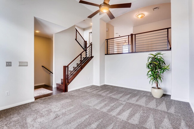 2750 Fountain Ridge Ln in Henderson, NV - Building Photo - Building Photo