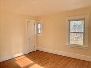 52 Longview Ave in White Plains, NY - Foto de edificio - Building Photo