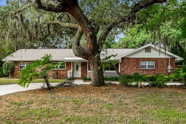 property at 7119 Lauder Pl