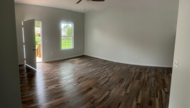 110 Charlie Hoss Rd in Jonesborough, TN - Building Photo - Building Photo