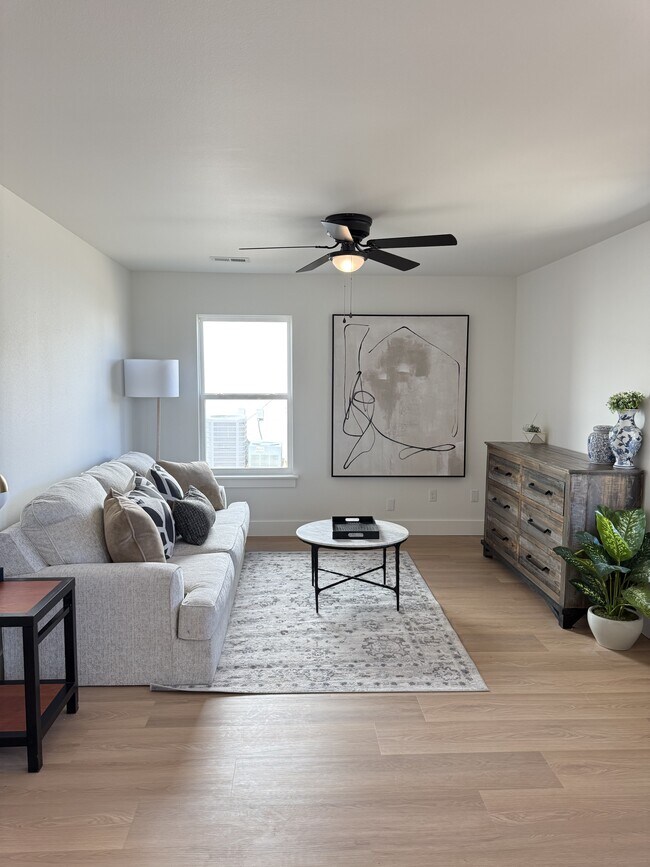 1172 W Cato Springs Rd in Fayetteville, AR - Building Photo - Building Photo