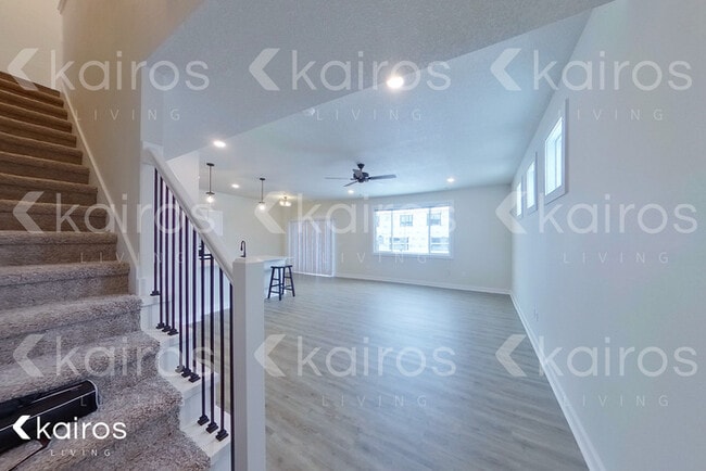 6933 Holly Ct in Johnston, IA - Building Photo - Building Photo