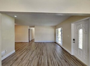 10805 SW 142nd Ln in Miami, FL - Building Photo - Building Photo